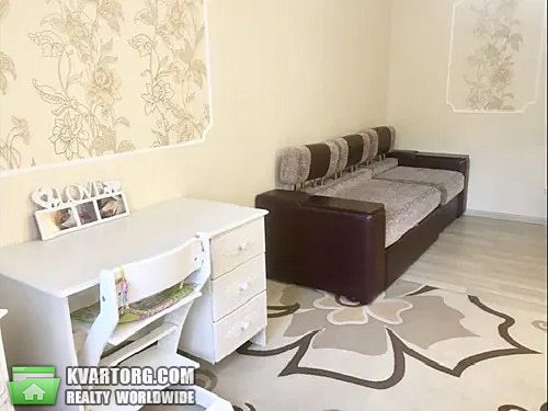 Sell 2-room apartment. Киев,  Олевская — photo 2