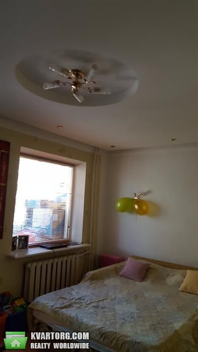 Sell 1-room apartment. Киев,  Серова — photo 1