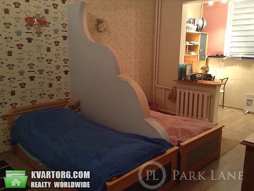 продам 3-комнатную квартиру. Киев,  Урлівська - фото 5