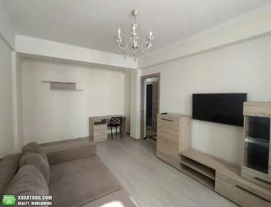 Rent out 2-room apartment. Киев,  Воскресенская — photo 2
