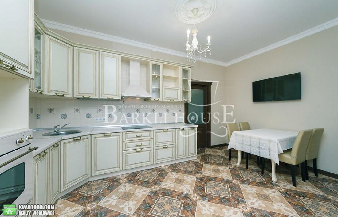 Rent out 4-room apartment. Киев,  Соломенская — photo 5