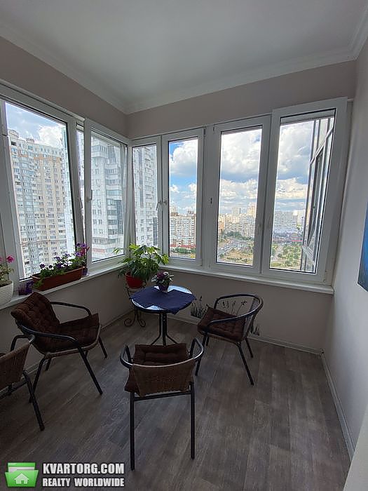 Sell 3-room apartment. Киев,  Срибнокильская — photo 5