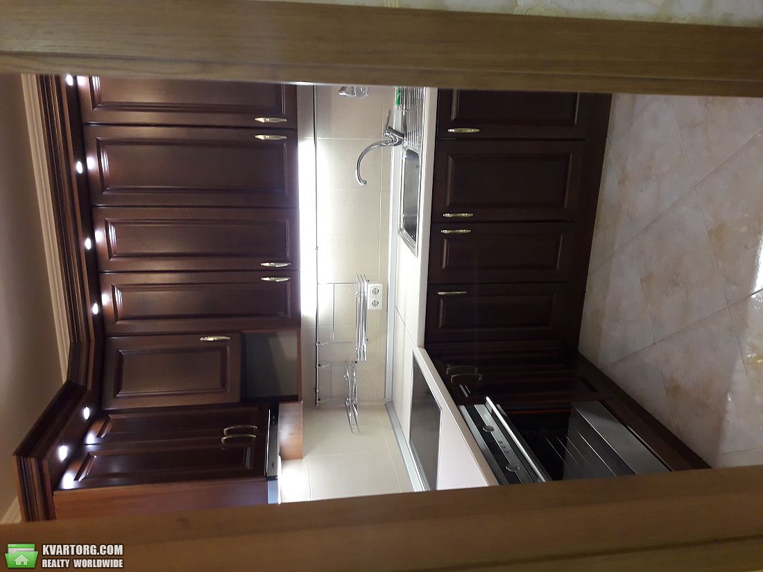 Rent out 3-room apartment. Одесса, Французский бульвар — photo 1