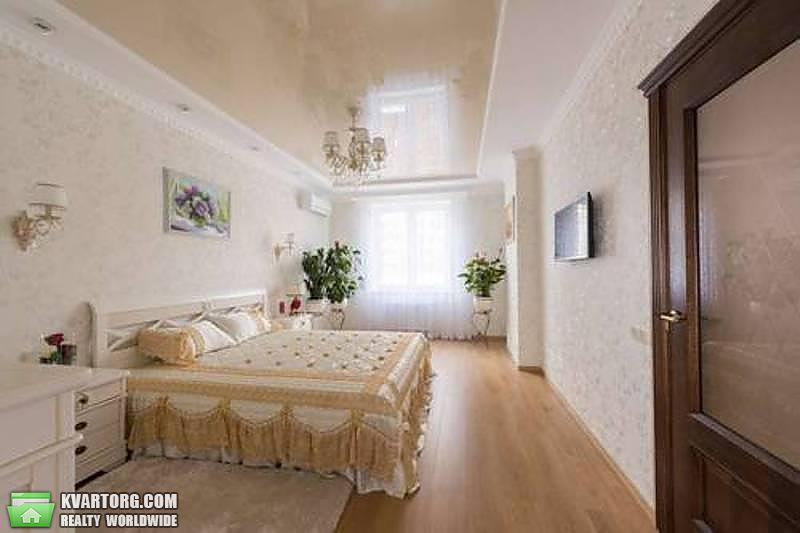 Rent out 2-room apartment. Киев,  Полтавская — photo 4