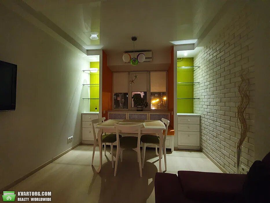 Rent out 3-room apartment. Киев,  Нежинская — photo 4