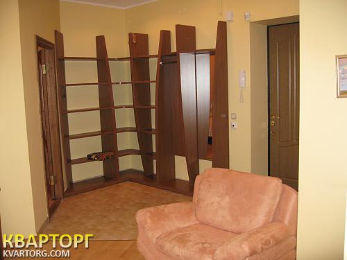 Rent out 2-room apartment. Киев,  Димитрова — photo 3