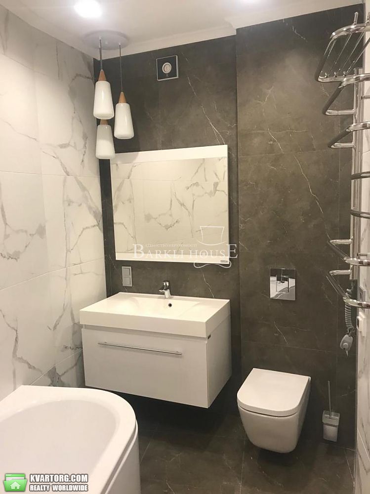 Rent out 2-room apartment. Киев,  Глубочицкая — photo 10