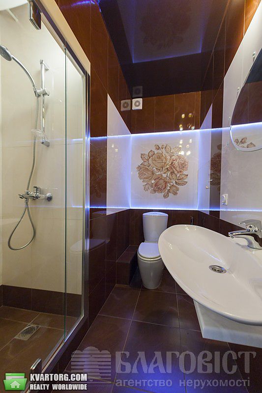 Sell 3-room apartment. Киев,  Старонаводницкая — photo 8