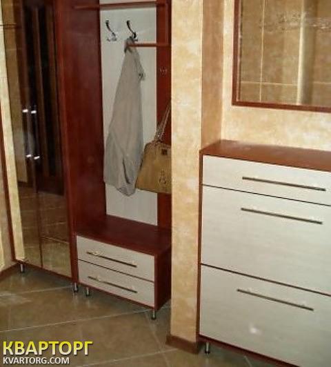 Rent out 2-room apartment. Киев,  Щорса — photo 7
