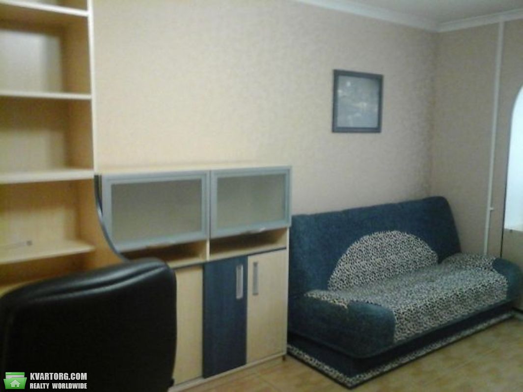 Sell 3-room apartment. Киев,  Гайдай — photo 2