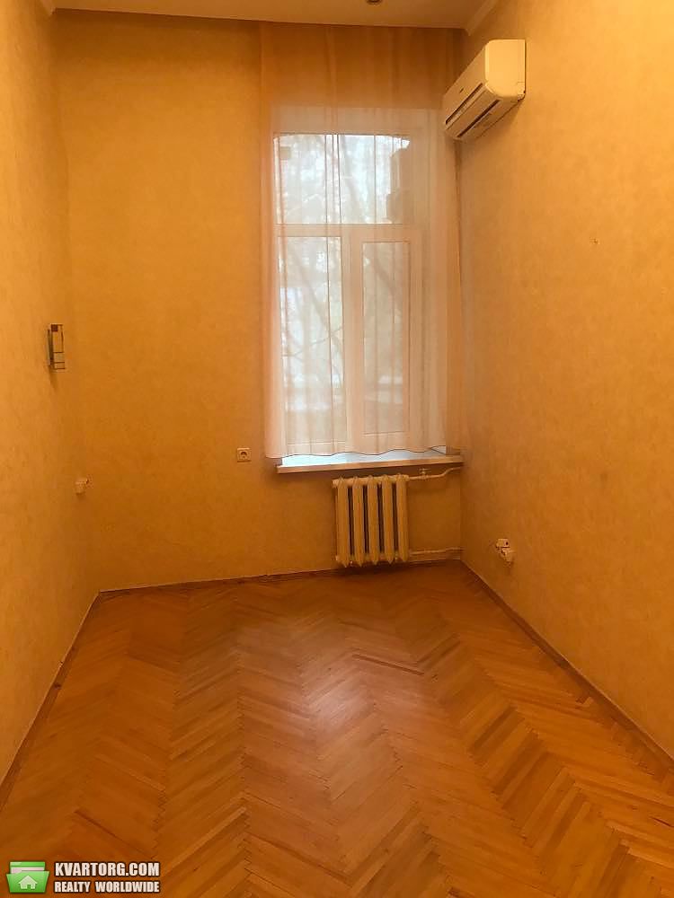Rent out 3-room apartment. Киев,  Малоподвальная — photo 6