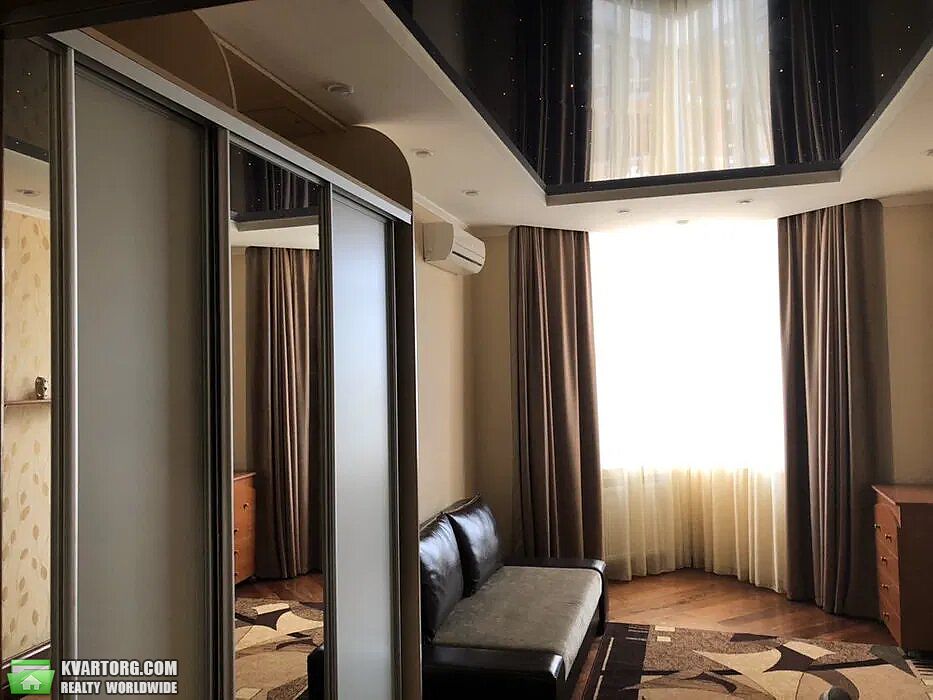 Rent out 3-room apartment. Киев,  Щорса — photo 7
