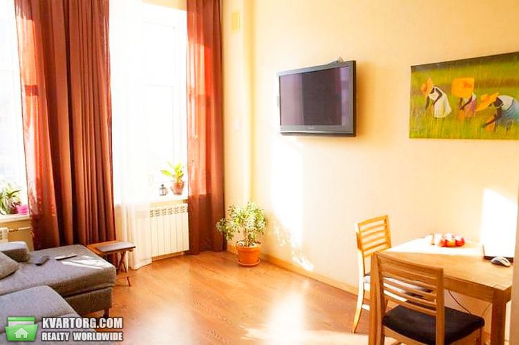Rent out 2-room apartment. Киев,  Шевченко бул — photo 5