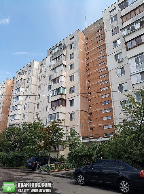 Sell 2-room apartment. Киев,  Героев Днепра — photo 1