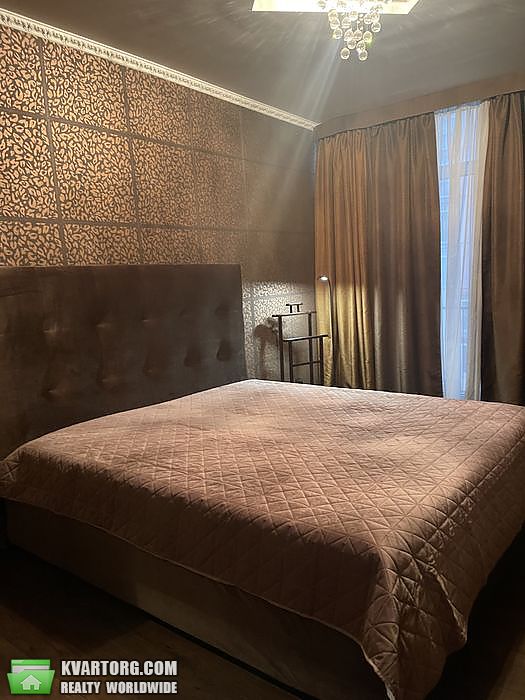 Rent out 3-room apartment. Киев, Регенераторная — photo 6