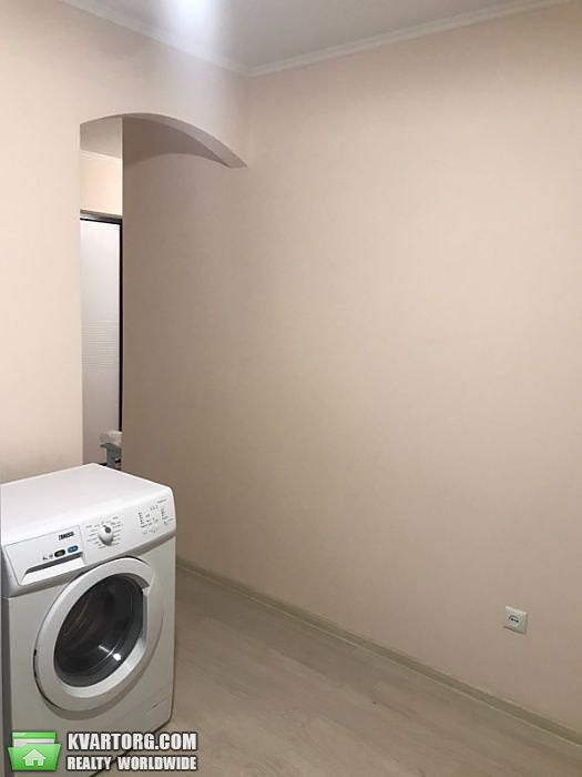 Sell 2-room apartment. Киев,  Радужная — photo 5