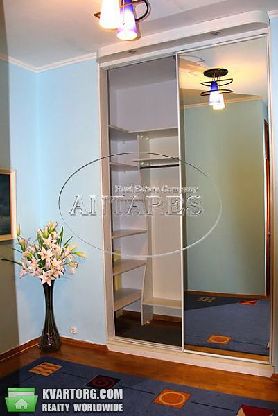 Rent out 3-room apartment. Киев,  Павловская — photo 6