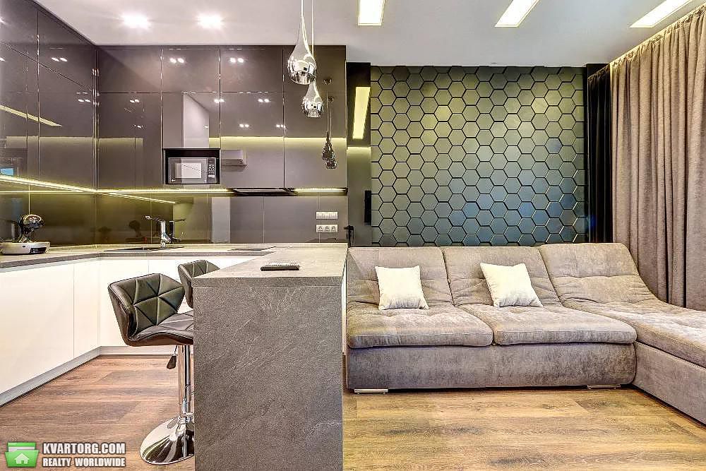 Rent out 2-room apartment. Киев, Деловая — photo 7