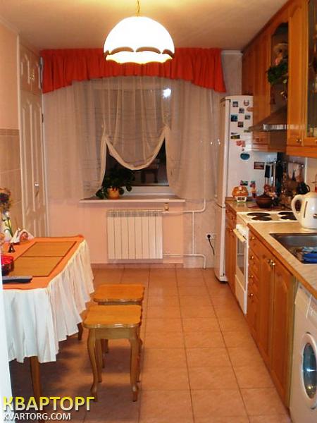 Rent out 3-room apartment. Киев,  Зверинецкая — photo 1