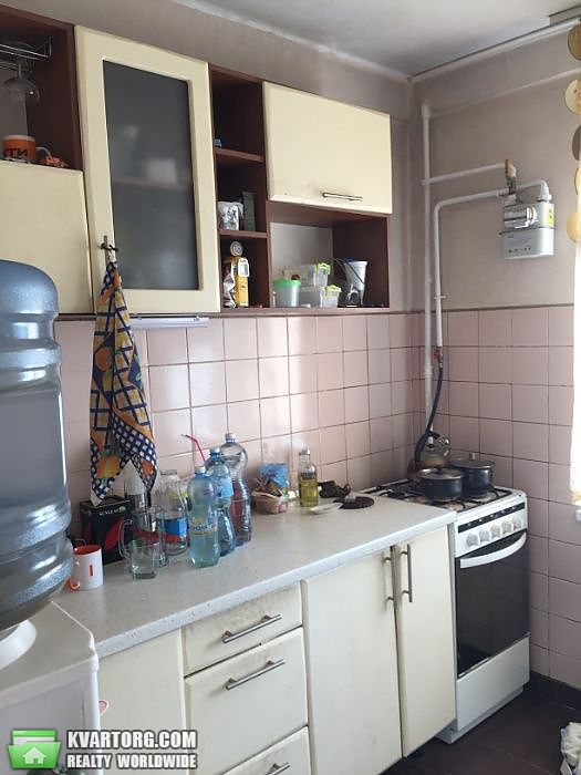 Sell 2-room apartment. Киев,  Гашека — photo 1