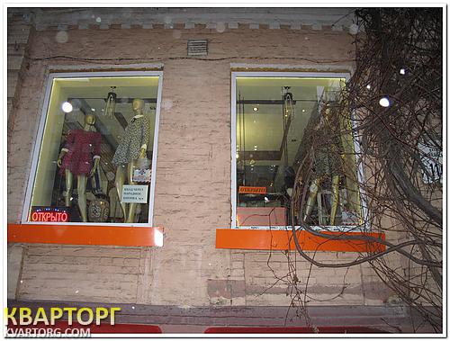 Rent out shop. Киев, Жилянская — photo 1