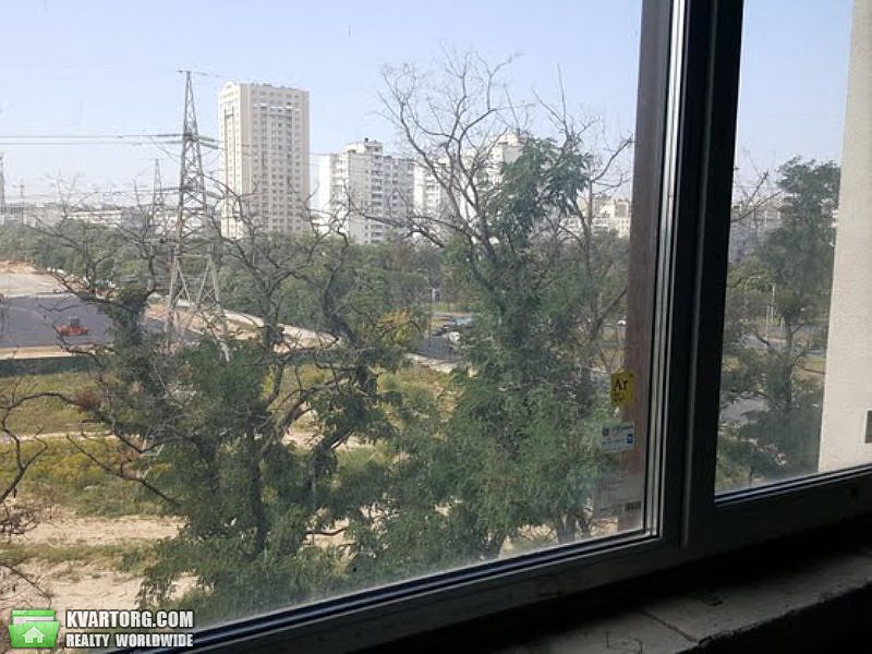 Sell 2-room apartment. Киев,  Правды пр — photo 1