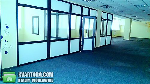 Rent out office. Киев, Жилянская — photo 1
