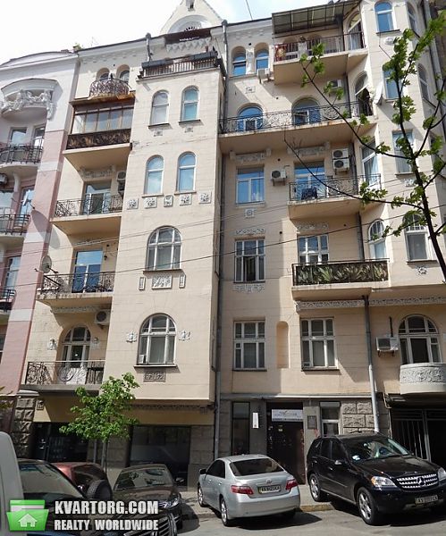 Sell 2-room apartment. Киев, Костельная — photo 1