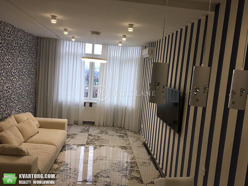 Rent out 2-room apartment. Киев,  Щорса — photo 1