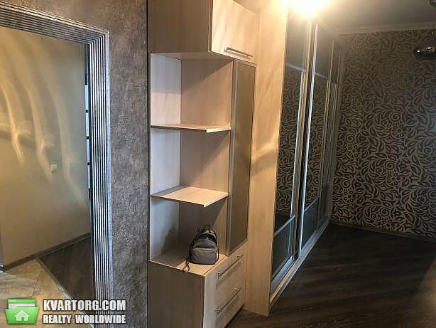 Rent out 3-room apartment. Киев,  Срибнокильская — photo 8