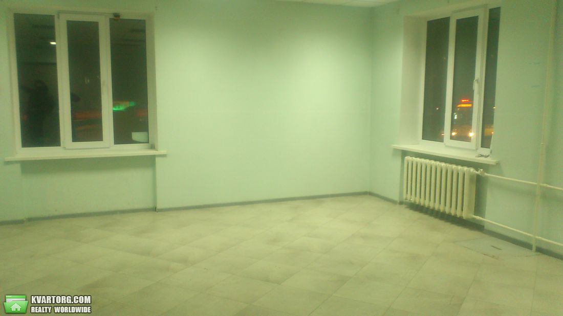 Rent out office. Киев,  Овручская — photo 1