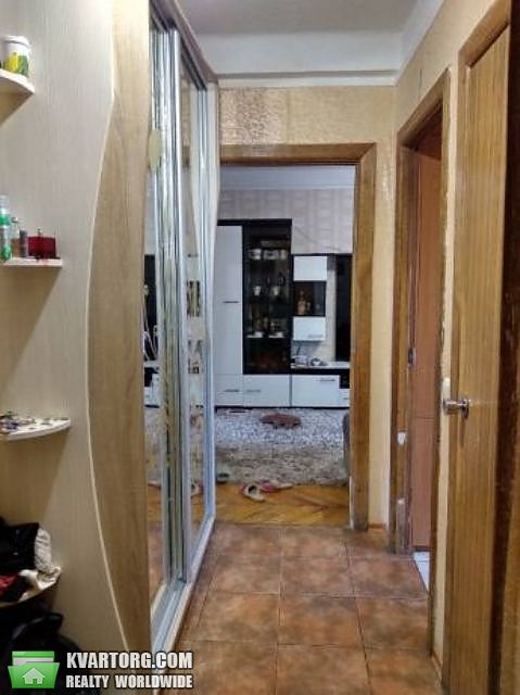 Sell 2-room apartment. Киев,  Милютенко — photo 3