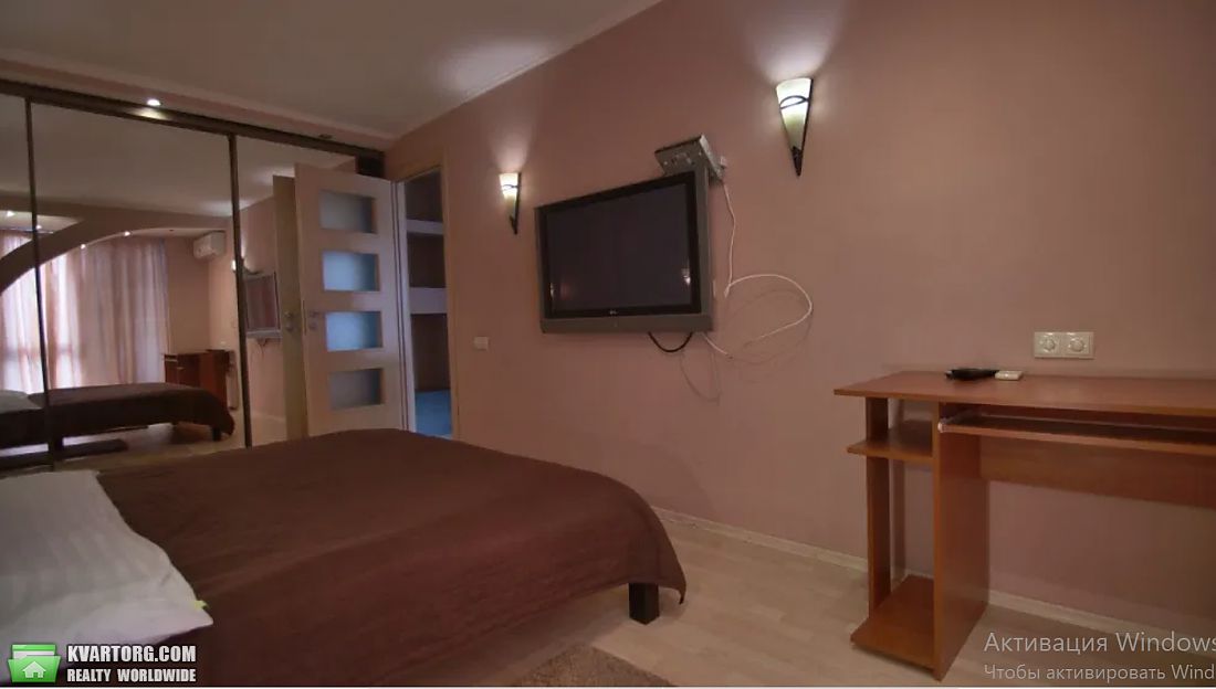 Rent out 2-room apartment. Киев,  Леси Украинки бул — photo 10