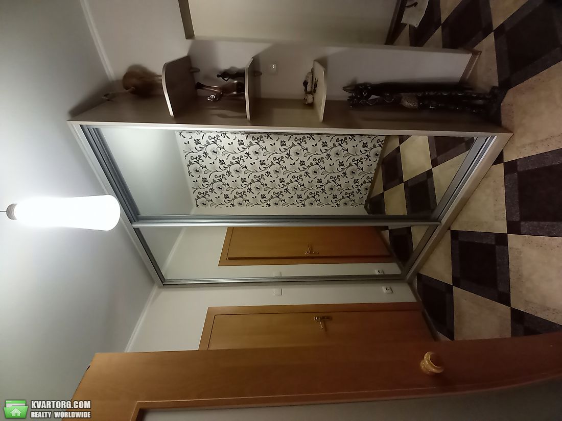 Rent out 3-room apartment. Киев, Урловская — photo 6