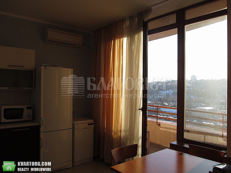 Rent out 1-room apartment. Киев,  Жилянская — photo 7