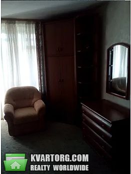 Rent out 1-room apartment. Киев, Трудовая — photo 3