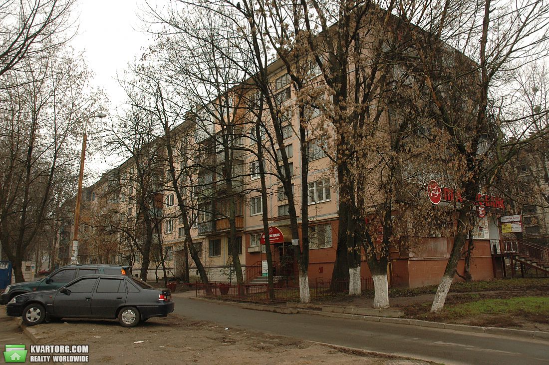 Rent out shop. Киев,  Соломенская — photo 2