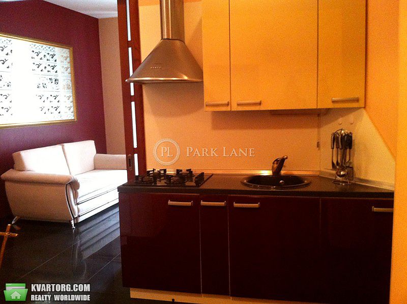 Rent out 3-room apartment. Киев,  Барбюса — photo 4