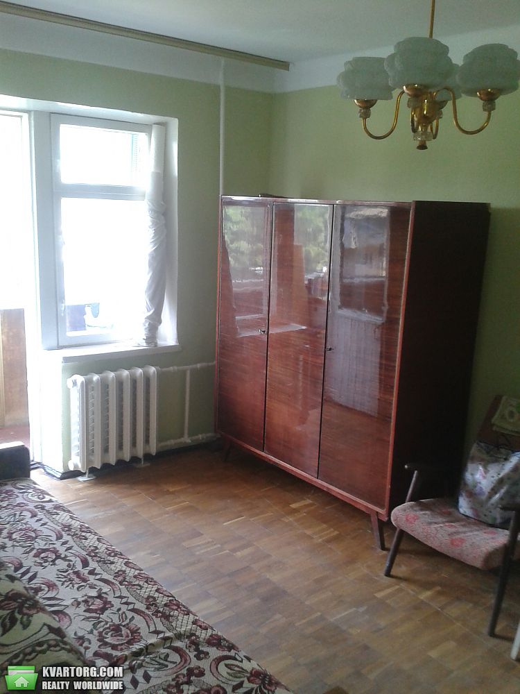 Rent out 1-room apartment. Киев, Межевой пер — photo 3