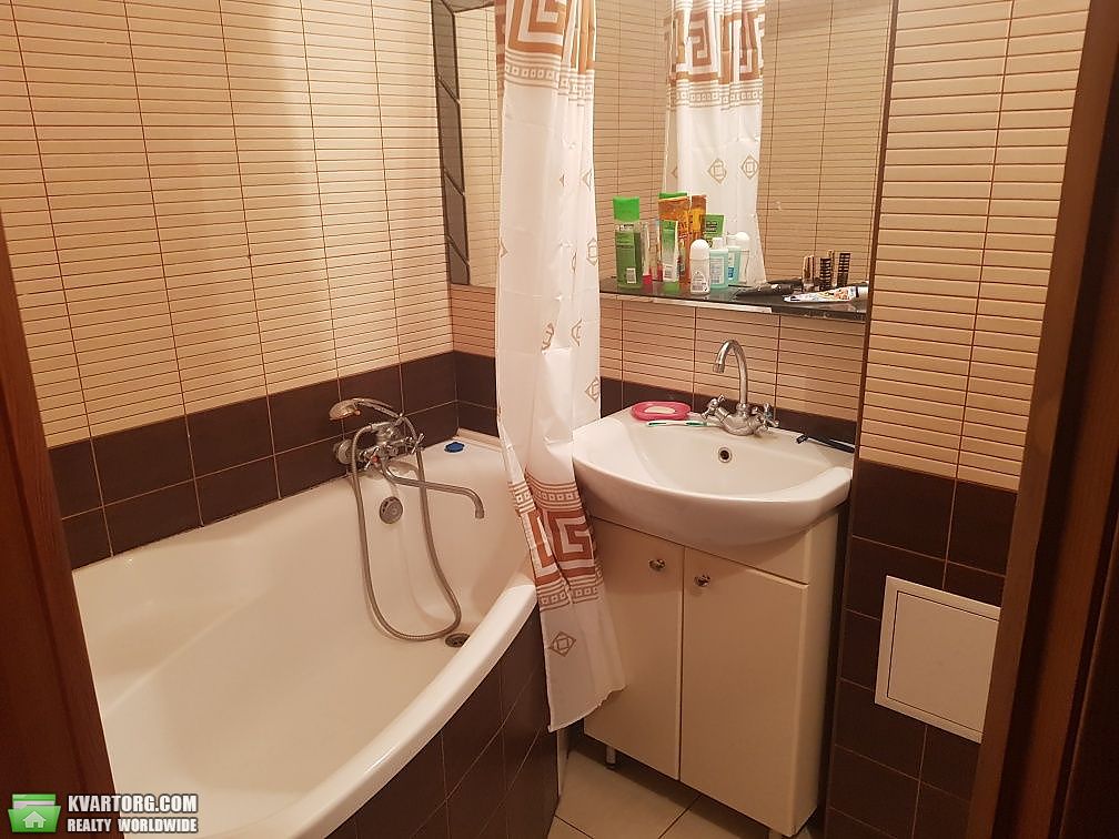 Rent out 1-room apartment. Киев,  Минский пр — photo 7