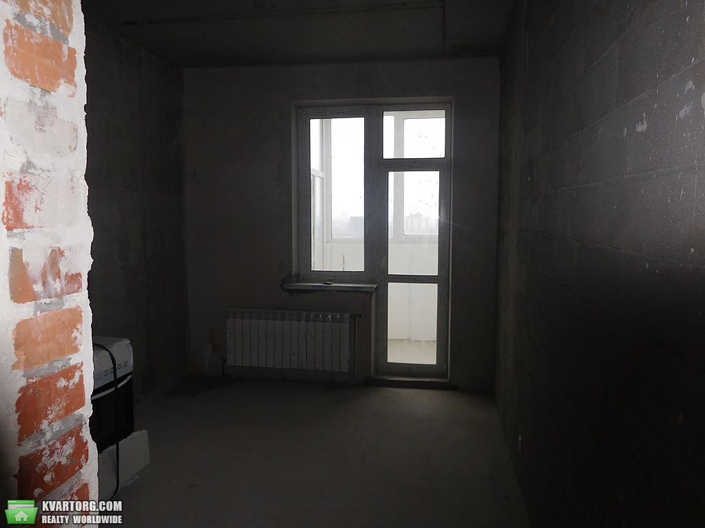 Sell 2-room apartment. Киев,  Красноткацкая — photo 1
