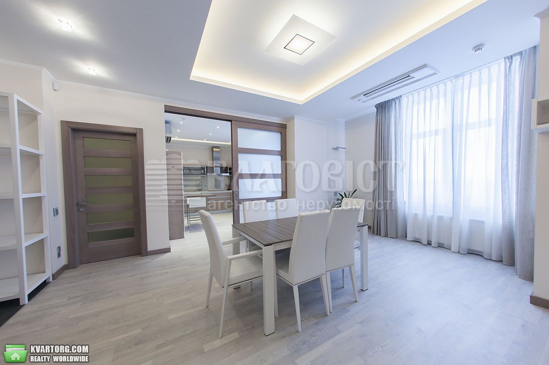 Rent out 3-room apartment. Киев,  Соломенская — photo 6