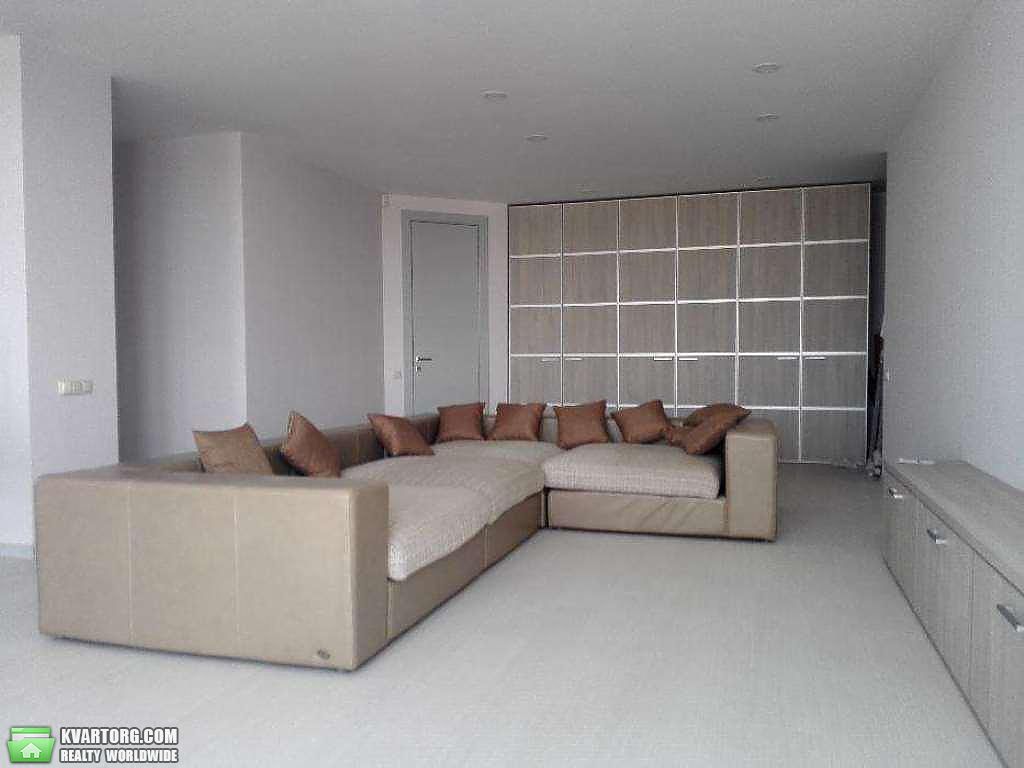 Rent out 3-room apartment. Киев, проспект Соборности — photo 2