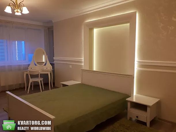Rent out 4-room apartment. Киев,  Шумского — photo 4