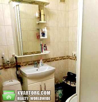 Sell 3-room apartment. Киев,  Метростроевская — photo 2