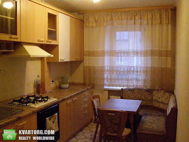 Rent out 3-room apartment. Киев,  Оболонская — photo 4
