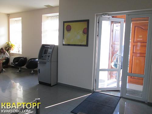 Rent out office. Киев,  Жилянская — photo 1