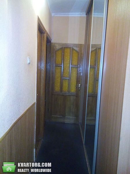 Sell 2-room apartment. Киев,  Саратовская — photo 2