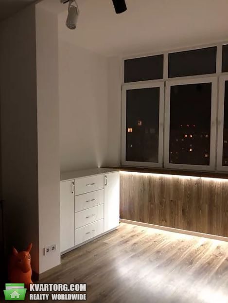 Sell 2-room apartment. Киев,  Урловская — photo 8