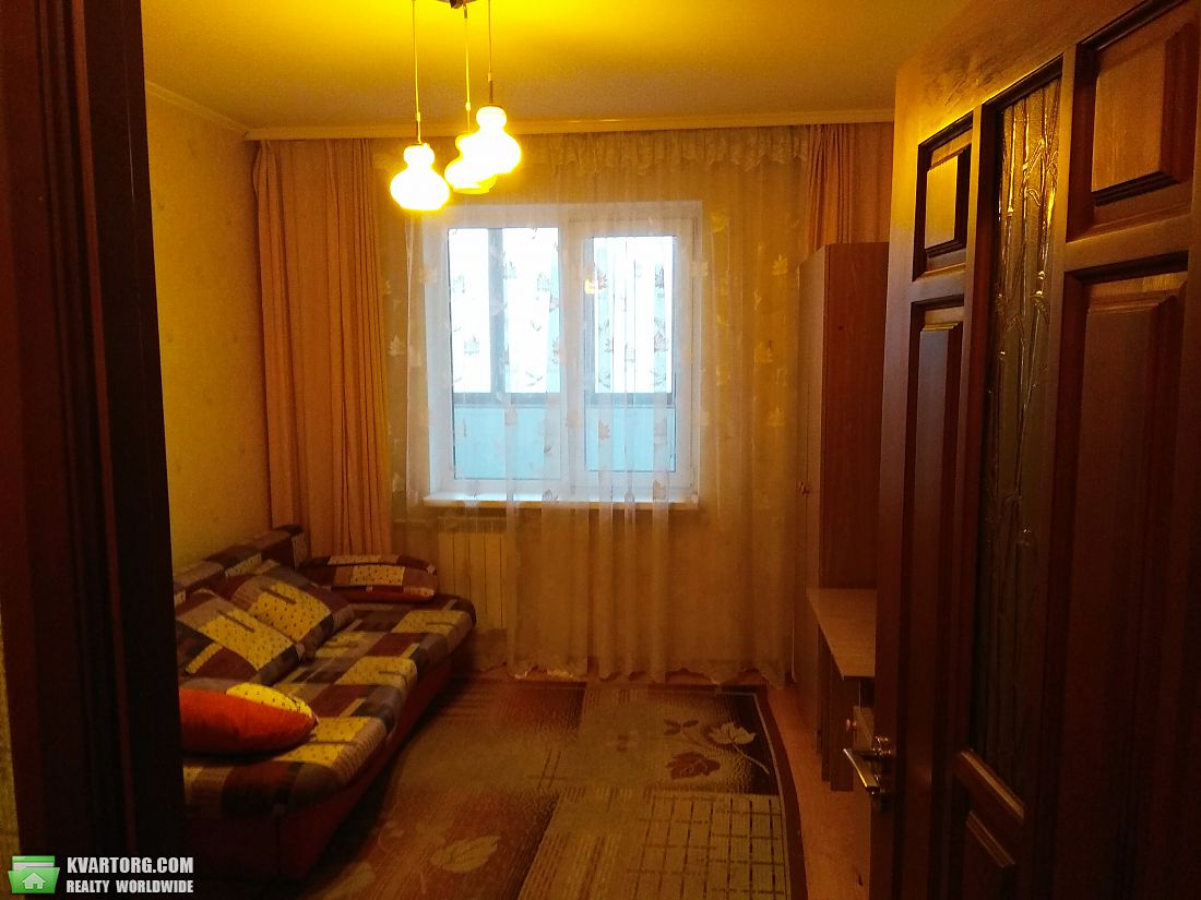 Rent out 2-room apartment. Киев, Здолбуновская ул. — photo 10